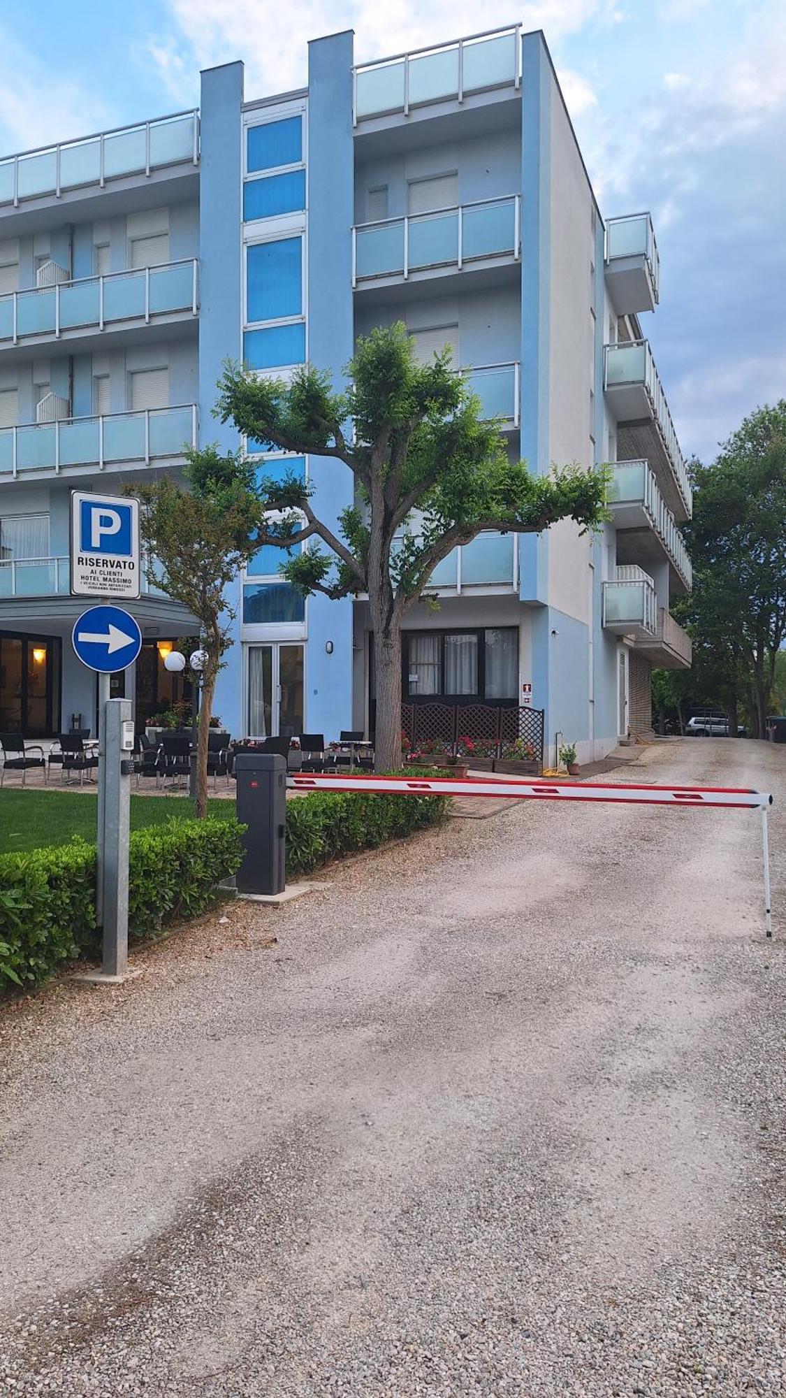 Hotel Massimo Τσέρβια Εξωτερικό φωτογραφία